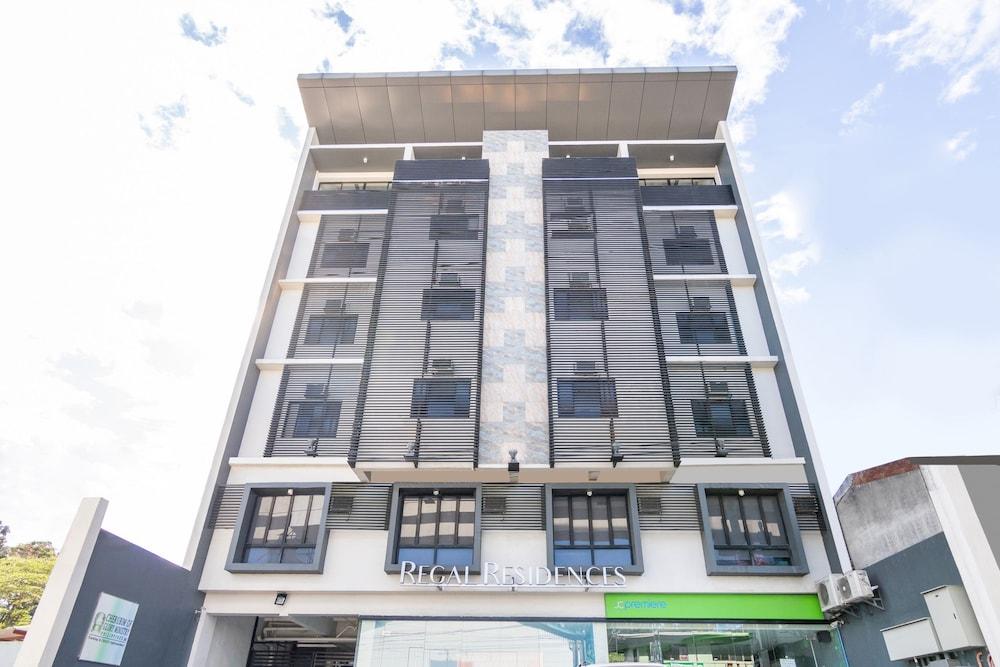 Oyo 136 Regal Residences Quezon City Exteriör bild